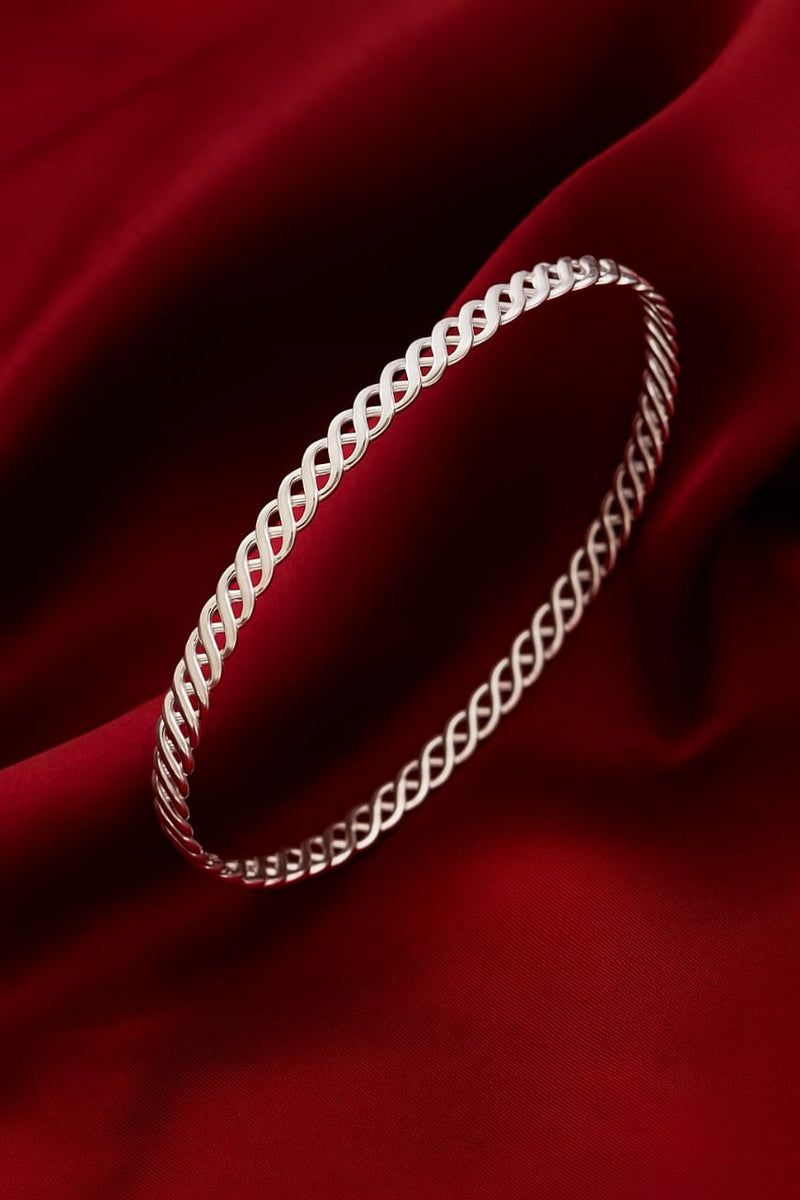 Twisted Silver Bangle / Kada